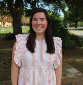 Lindsay Charters Headshot
